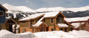 Close to Breckenridge shopping and nightlife